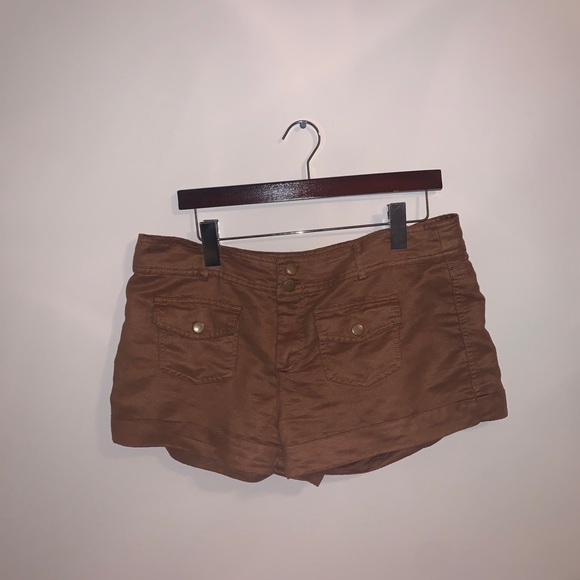 Forever 21 Pants - NWOT Forever 21 Womens Brown Button Shorts